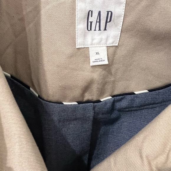 BRAND NEW Authentic GAP Trench Coat - Picture 7 of 11